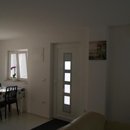 Zagar Apartment Πόρετς Εξωτερικό φωτογραφία