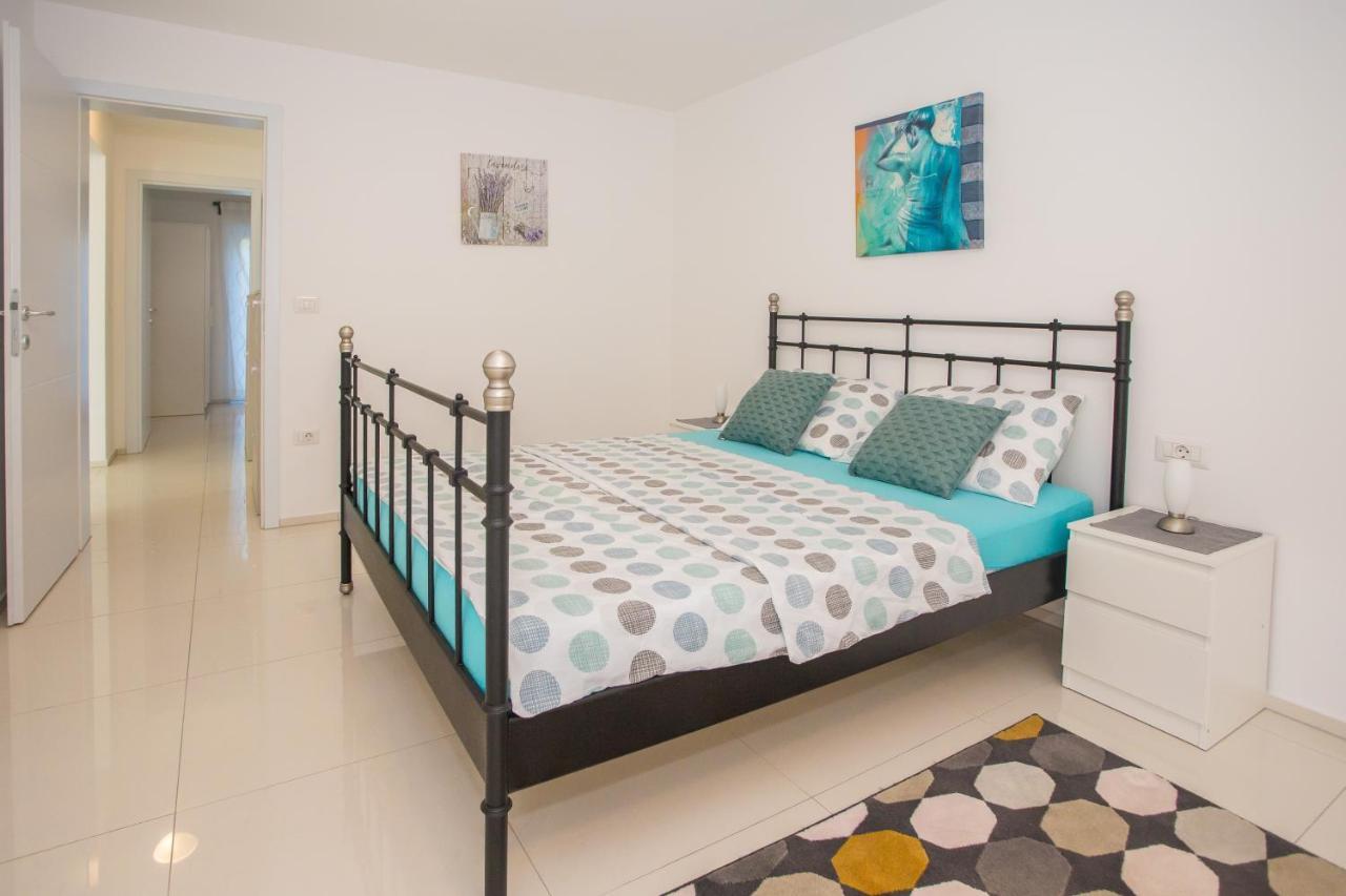 Zagar Apartment Πόρετς Εξωτερικό φωτογραφία
