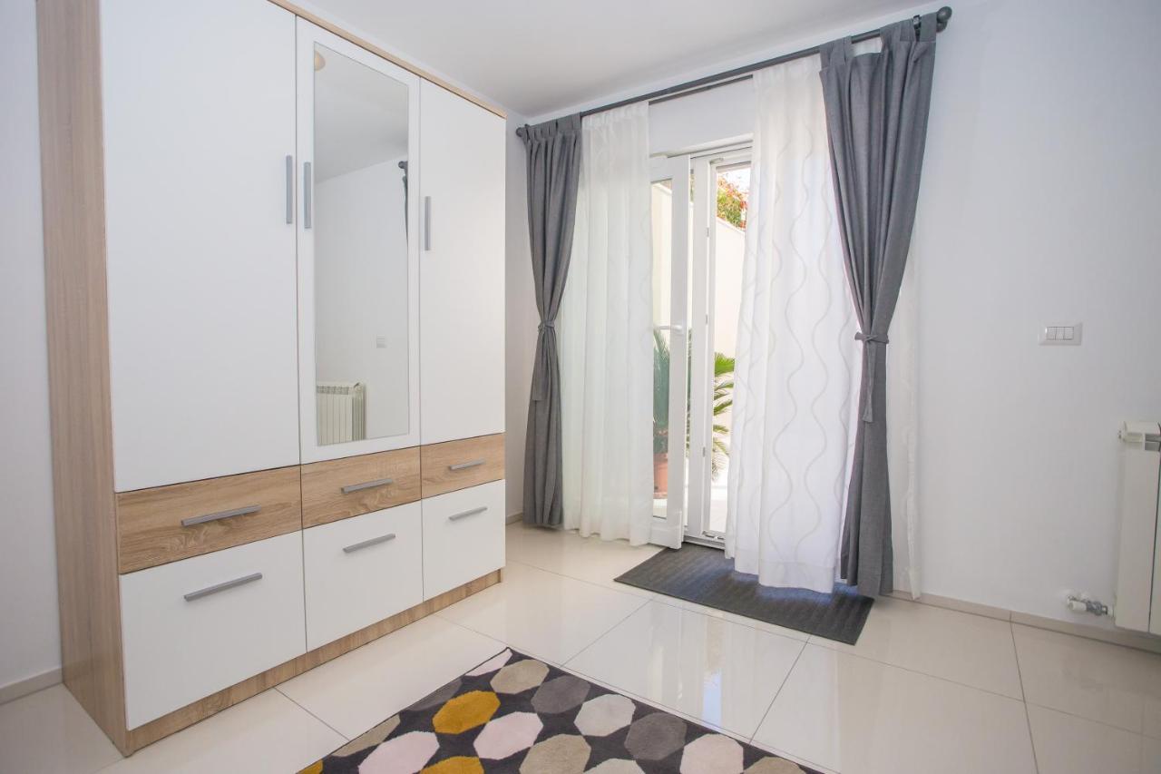 Zagar Apartment Πόρετς Εξωτερικό φωτογραφία