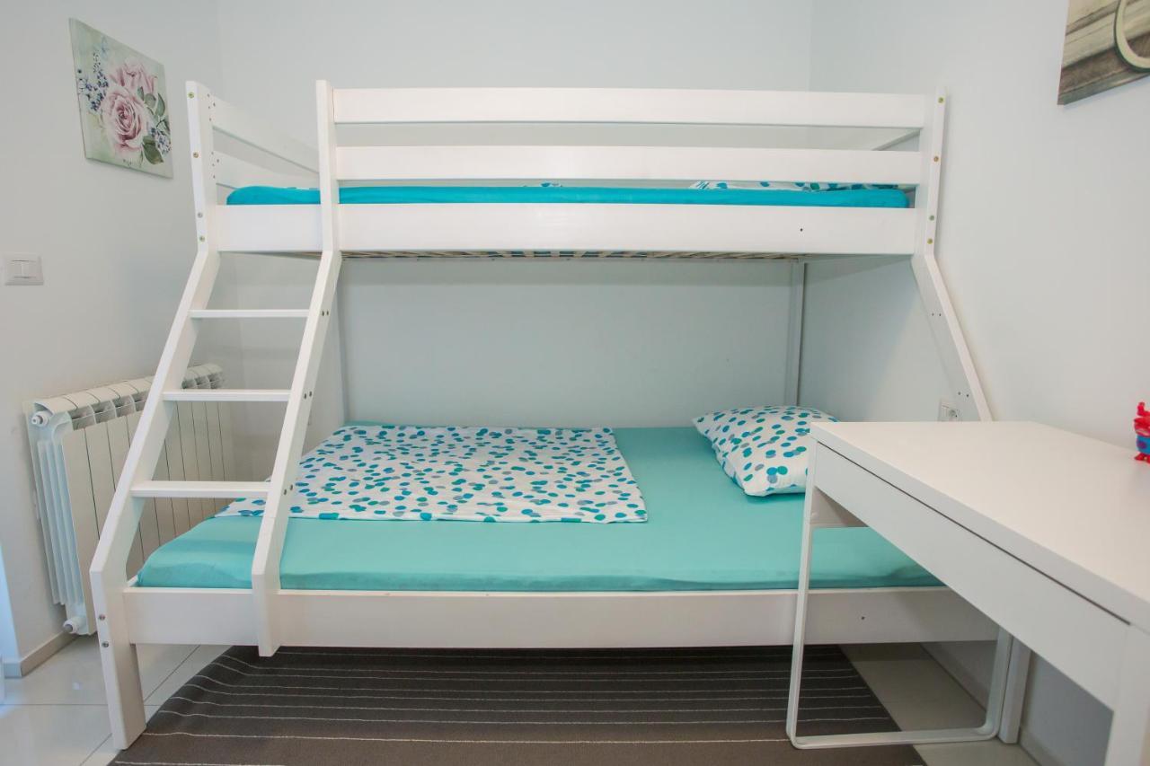 Zagar Apartment Πόρετς Εξωτερικό φωτογραφία