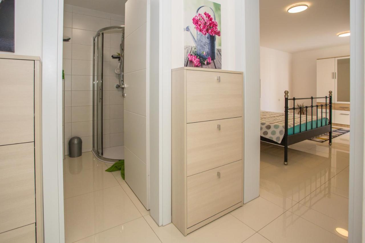 Zagar Apartment Πόρετς Εξωτερικό φωτογραφία